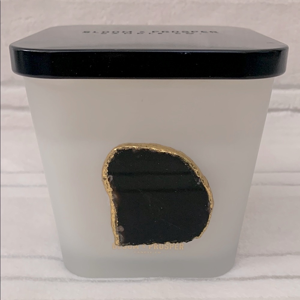 Bloom & Prosper Candle Co. Teakwood Amber & Onyx Candle Black & Gold Accent